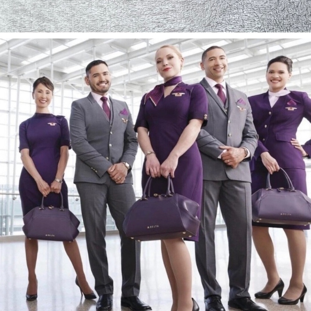 Zac Posen x Delta Passport Plum Purse/Handbag Exclusive for Delta Airlines GUC
